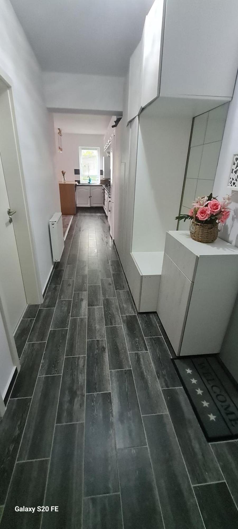 Apartament Regim Hotelier Elis Brasov Exterior photo